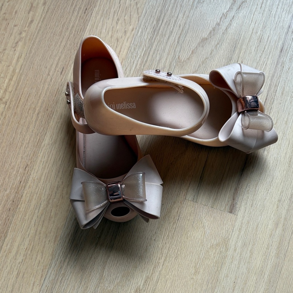 Mini Melissa Blush Bow Shoes